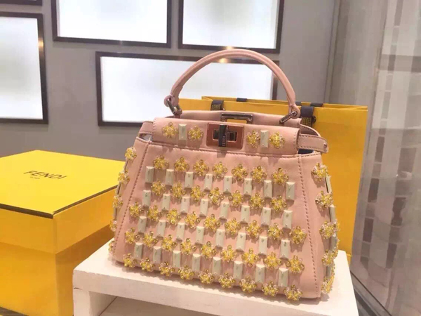 2015AW フェンディ MICRO フェンディスーパーコピー バッグ ナッパレザーバック 8M0355 K50